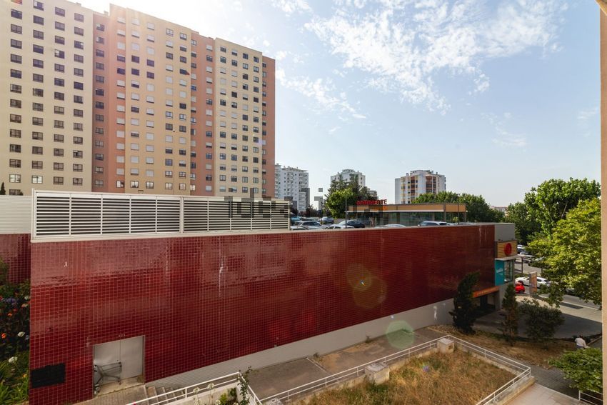 Apartamento T3 à venda em Alfragide, Amadora — foto 27