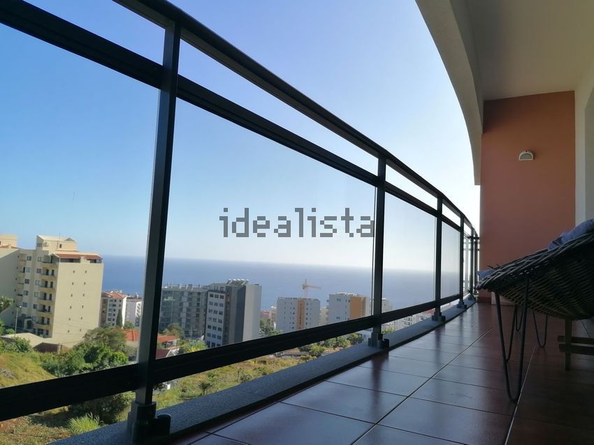 Apartamento T2 em São Martinho, €450.000