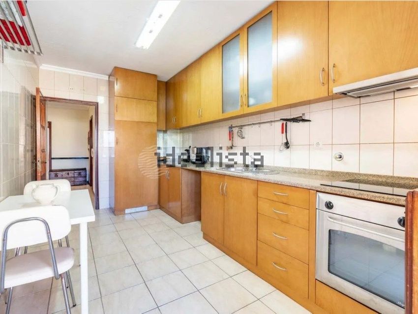 Apartamento T2 em São Félix da Marinha, €270.000