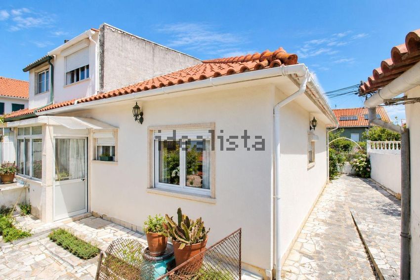 Moradia T2 à venda em Algueirão-Mem Martins, €545.000