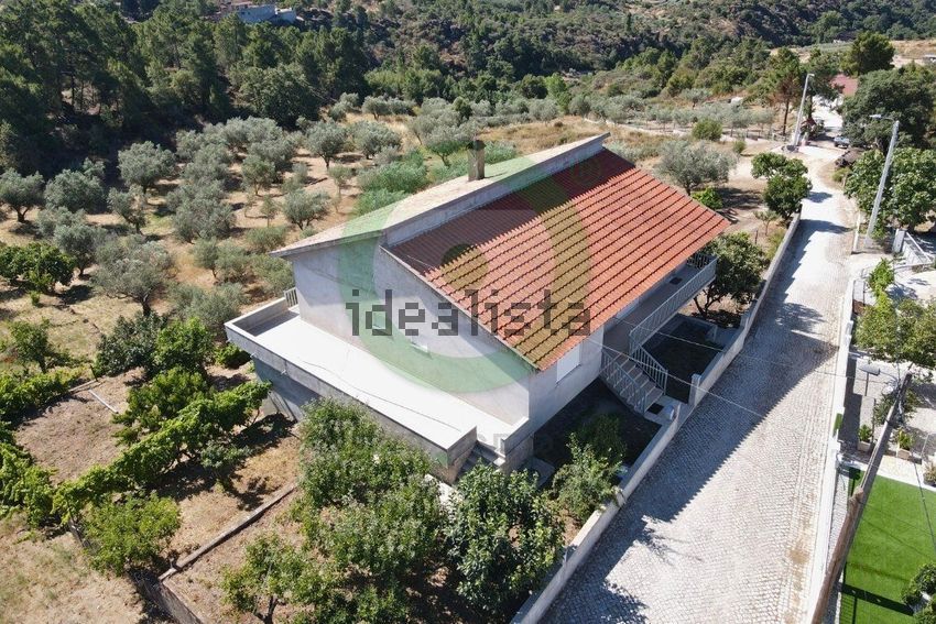 Moradia T3 à venda em Valpaços e Sanfins, Valpaços — foto 2