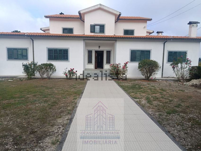 Moradia T6+ em São João de Lourosa, €1.100.000