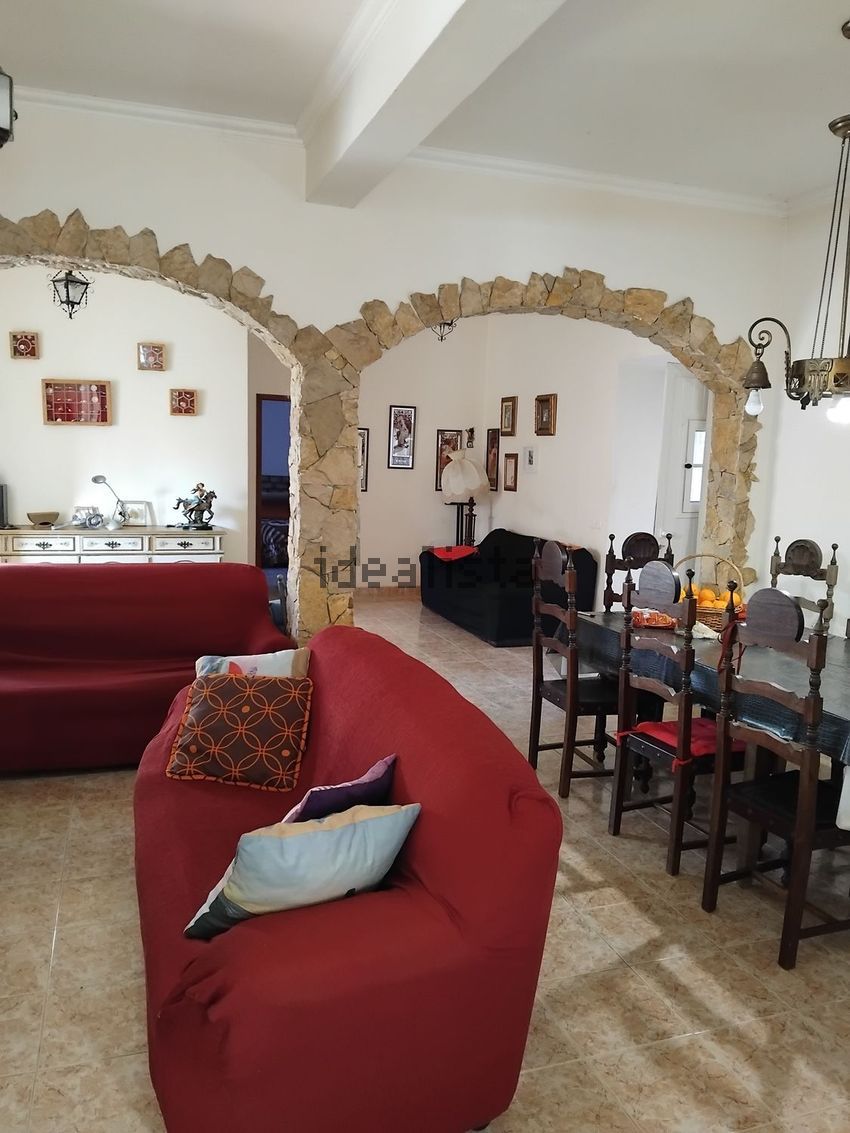 Moradia T5 em União de Freguesias da Cidade de Santarém, €360.000