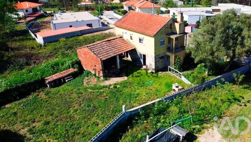 Moradia T2 em Reboreda e Nogueira, €159.500