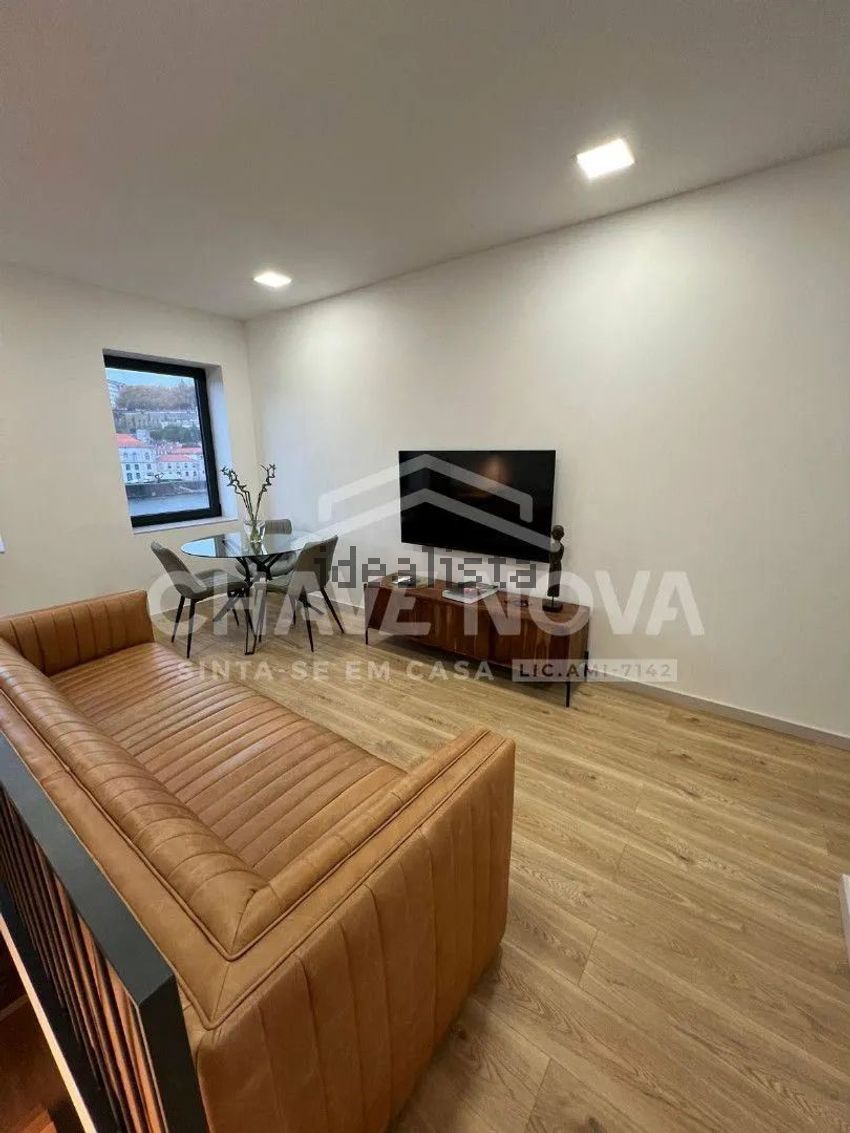 Moradia T1 em Cedofeita, Santo Ildefonso, Sé, Miragaia, São Nicolau e Vitória, €470.000