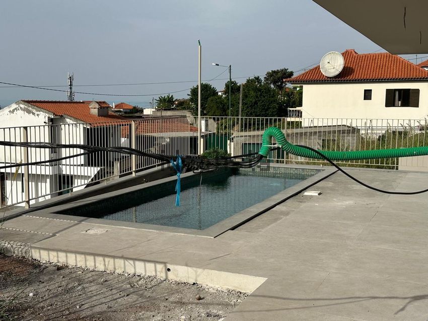 Moradia T4 à venda em Monte, Funchal — foto 2