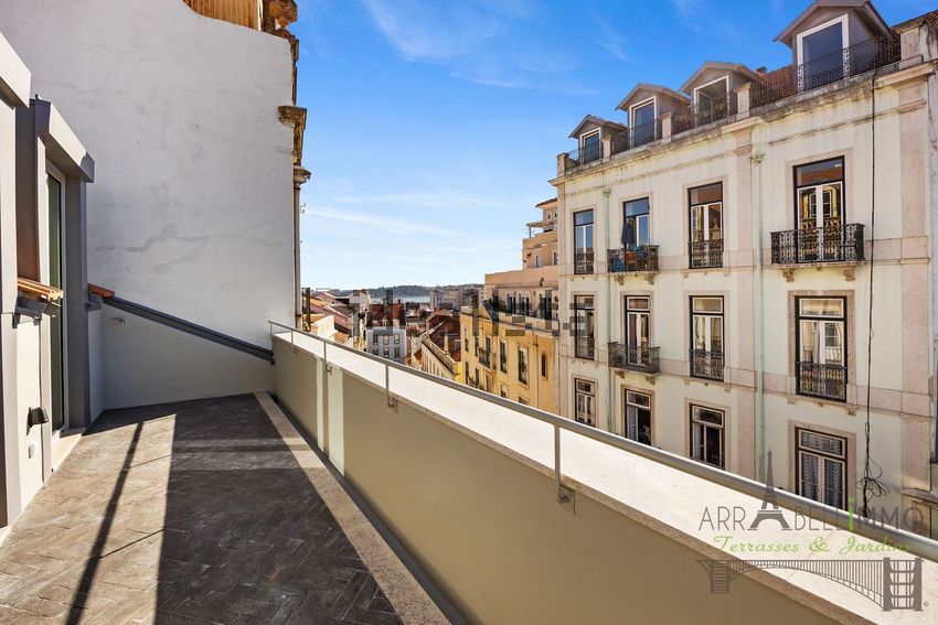 Apartamento T5 à venda em Misericórdia, Lisboa — foto 4