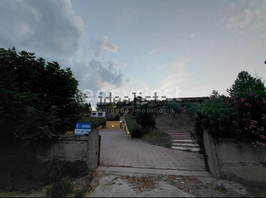 Moradia T4 à venda em Baçal, Bragança — foto 2