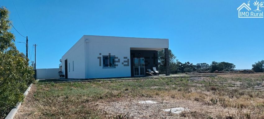 Moradia T3 à venda em Abitureiras, Santarém — foto 2