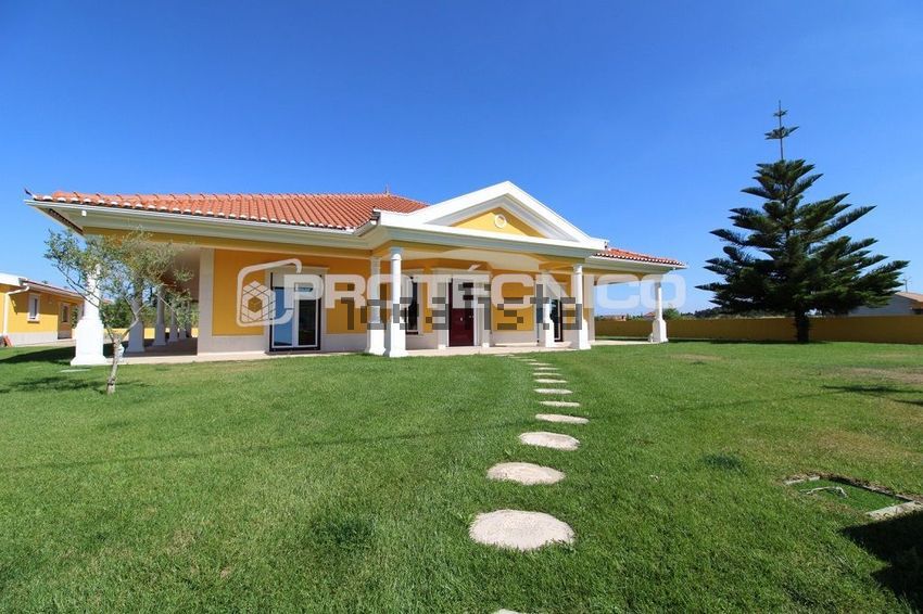 Apartamento T4 em Bustos, Troviscal e Mamarrosa, €490.000