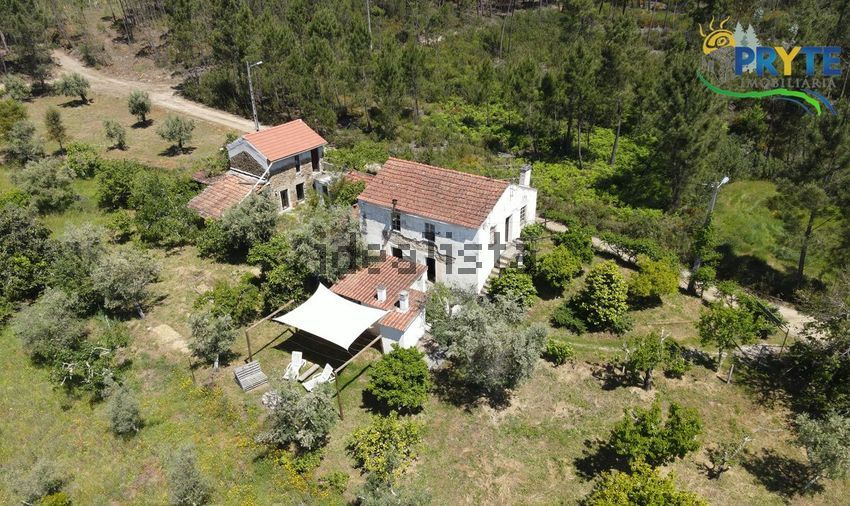 Moradia T3 em Cumeada e Marmeleiro, €140.000