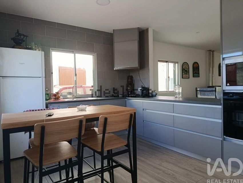 Moradia T3 em Vieira de Leiria, €240.000