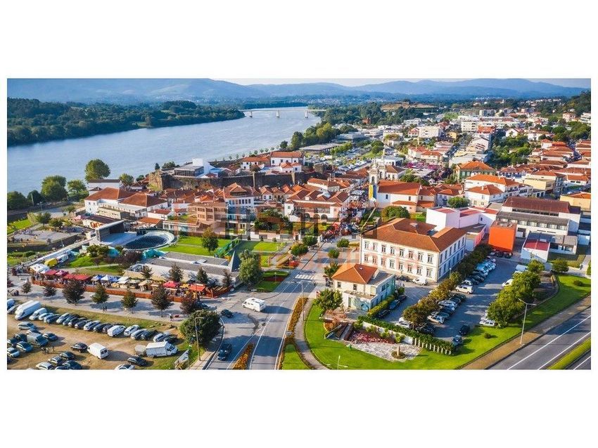 Moradia T2 em Vila Nova de Cerveira e Lovelhe, €320.000