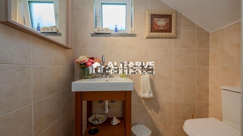 Moradia T5 à venda em Quarteira, Loulé — foto 8