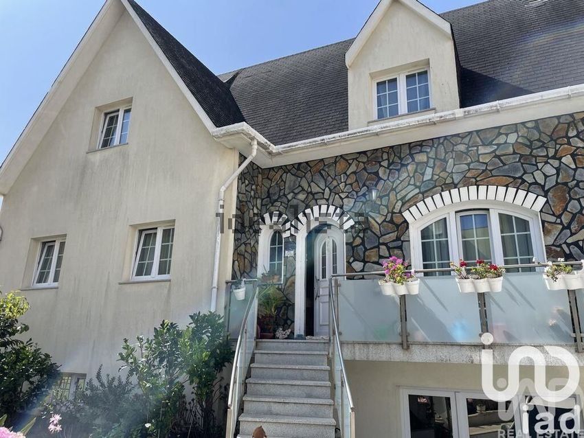 Moradia T4 à venda em Aguçadoura, €499.000