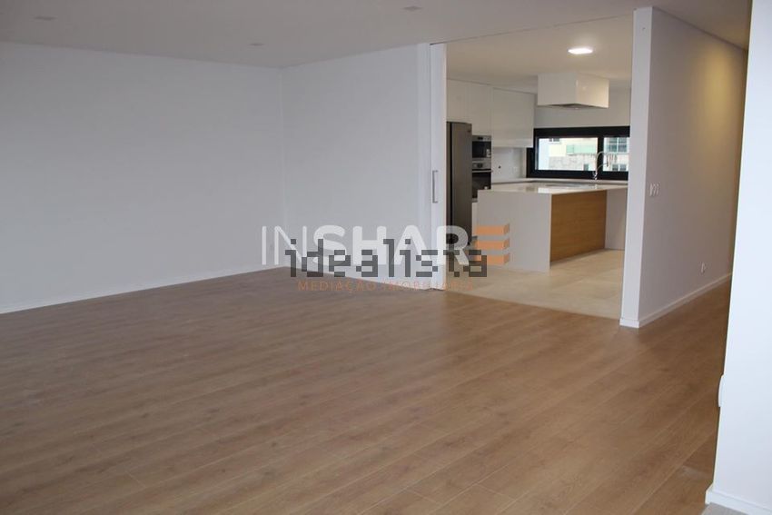 Moradia T3 à venda em Palmeira, Braga — foto 2