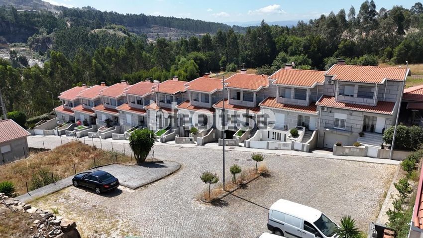 Moradia T3 à venda em Perozelo, Penafiel — foto 2