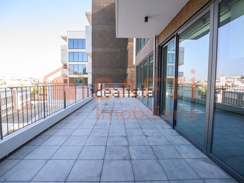 Apartamento T3 à venda em Arrifana, Santa Maria da Feira — foto 2