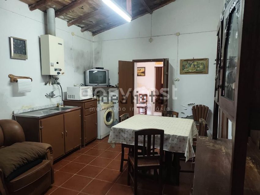 Moradia T4 em São João de Negrilhos, €98.000