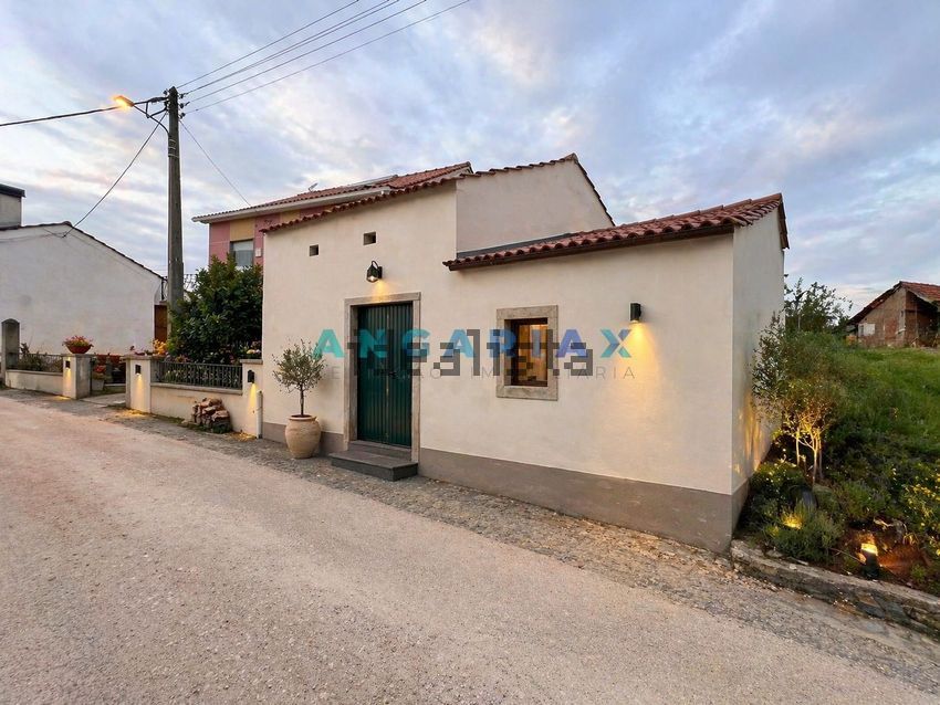 Moradia T1 em Urqueira, €38.500