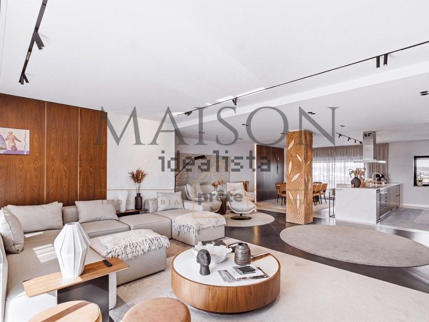 Apartamento T4 em Paranhos, €625.000