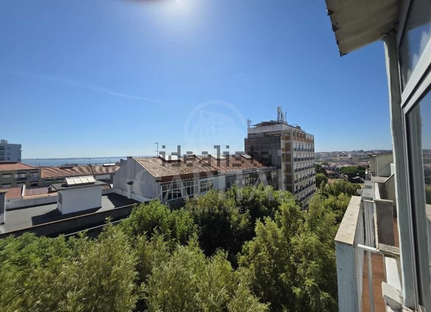 Apartamento T1 em Almada, Cova da Piedade, Pragal e Cacilhas, €255.000