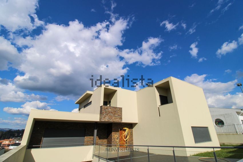Moradia T5 em Gamil e Midões, €549.000
