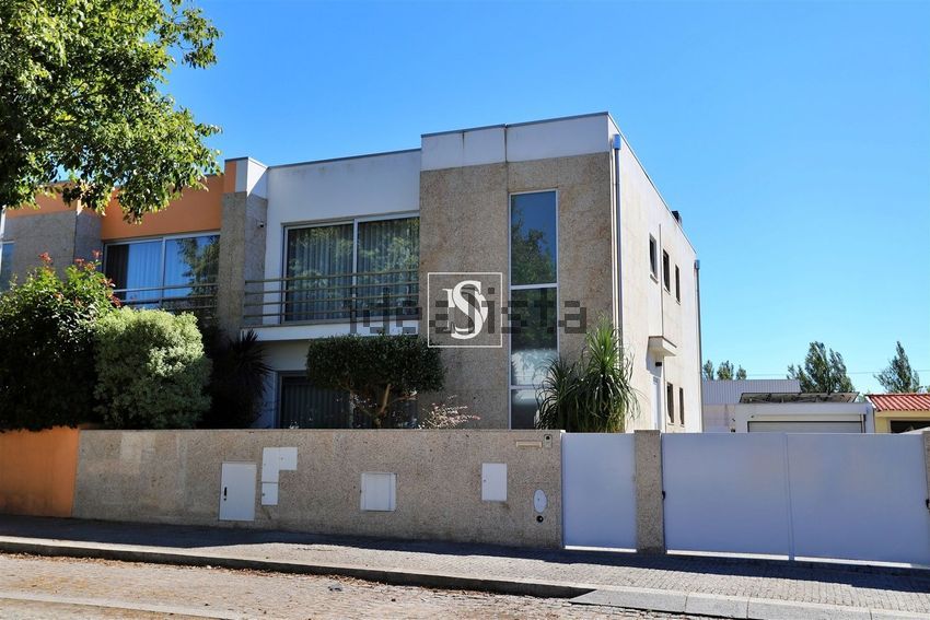 Moradia T3 à venda em Amorim, €538.000