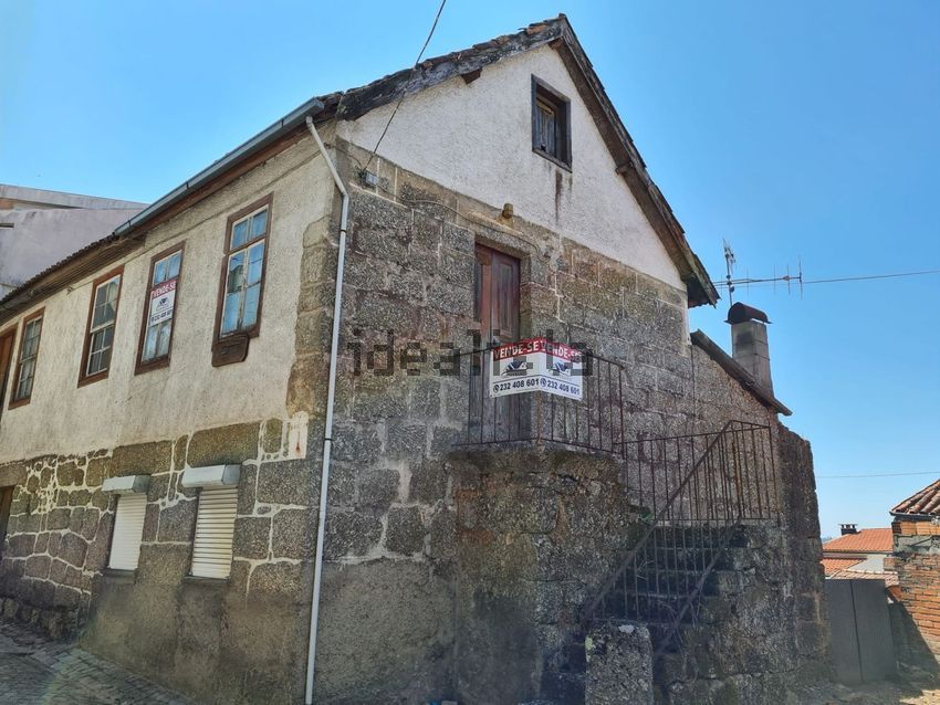 Moradia T3 à venda em São João de Areias, €45.000