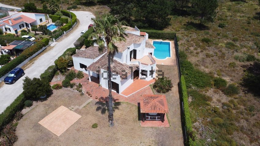 Moradia T6+ em Aljezur, €700.000