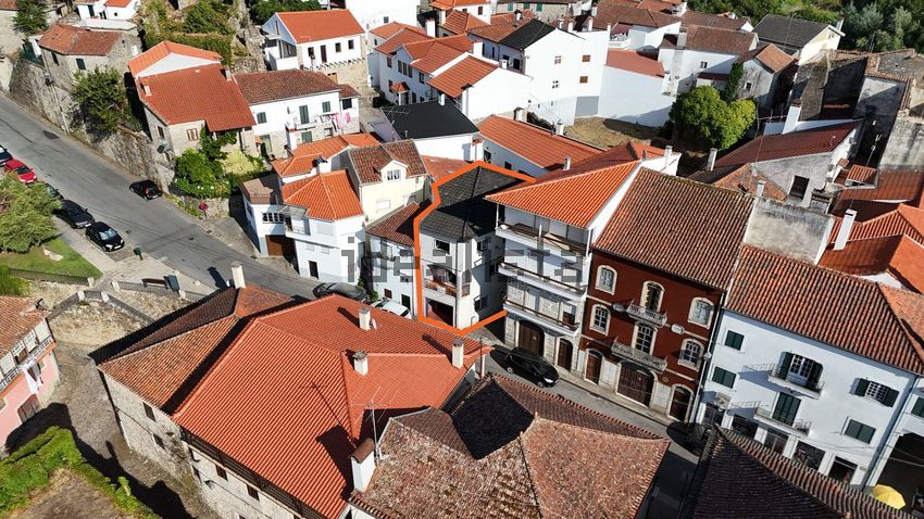 Moradia T3 à venda em Avô, Oliveira do Hospital — foto 2