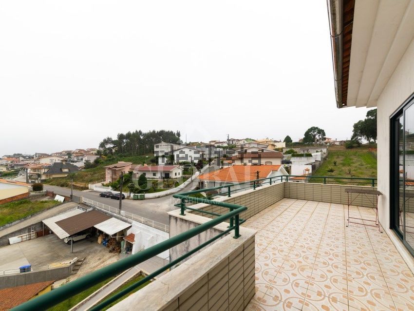 Apartamento T3 à venda em Vila de Cucujães, Oliveira de Azeméis — foto 31