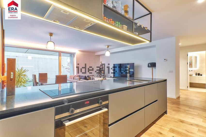 Apartamento T4 em Paranhos, €550.000