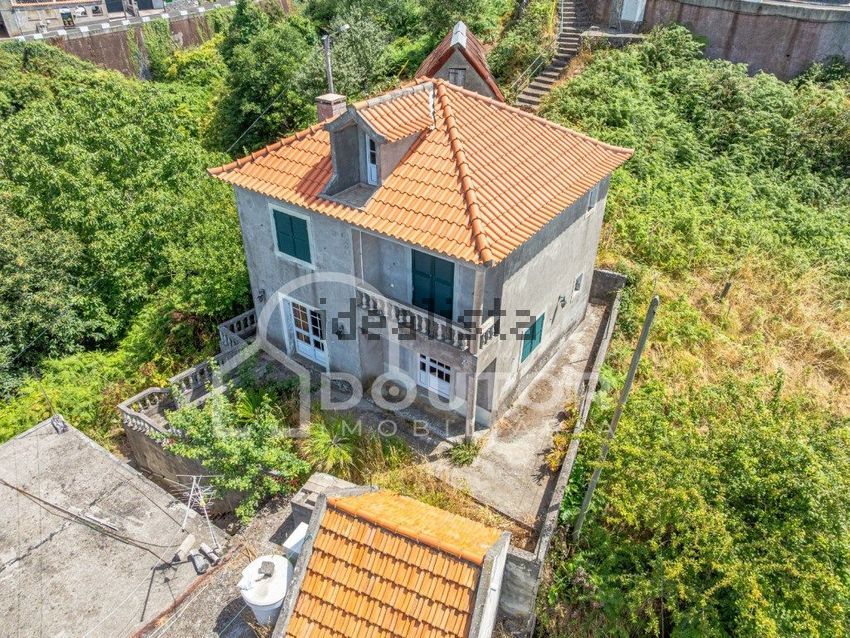 Moradia T2 em Campanário, €128.000