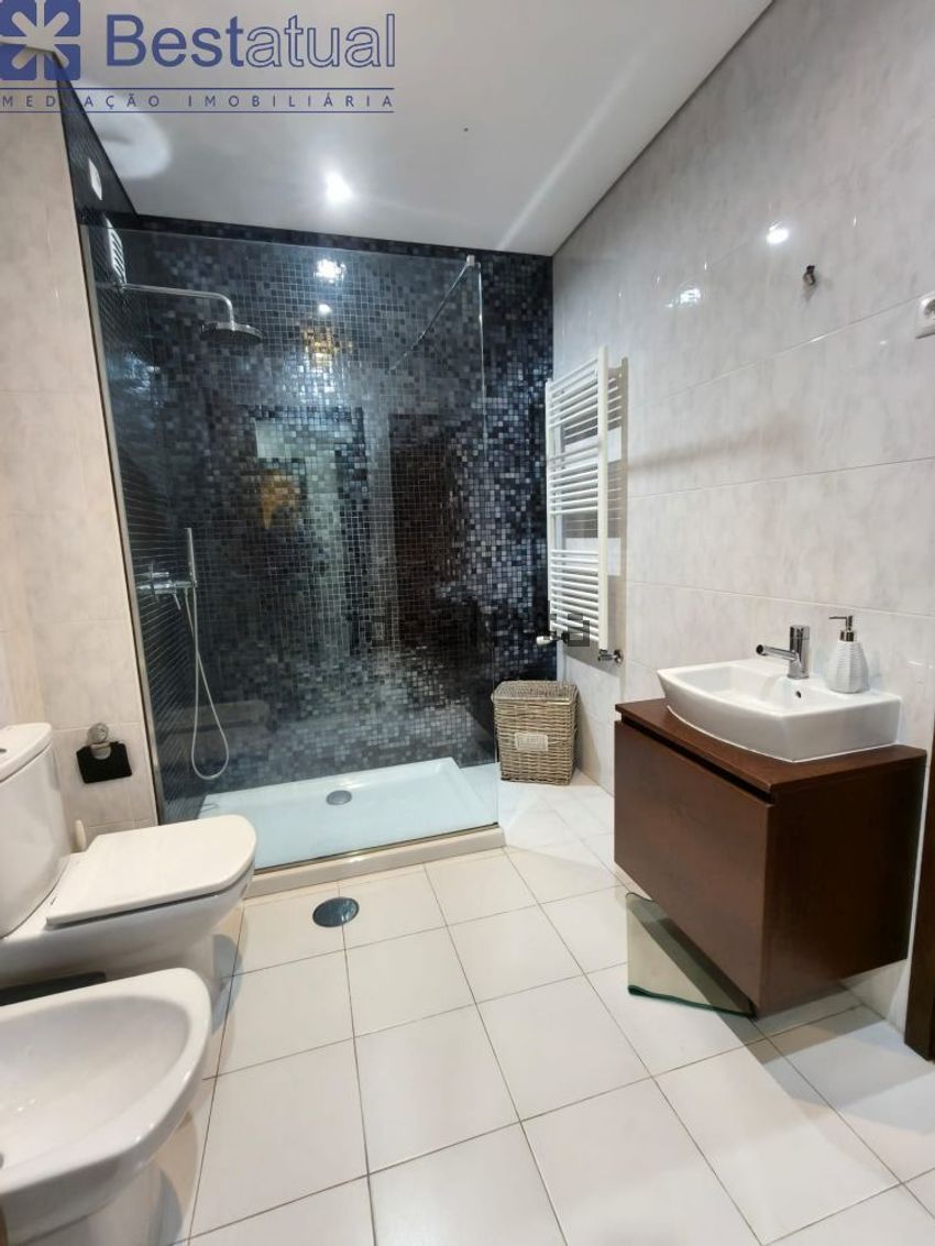 Apartamento T4 à venda em Vila Nova de Famalicão e Calendário, Vila Nova de Famalicão — foto 30
