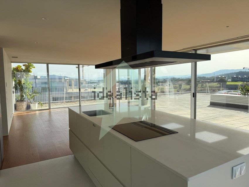 Apartamento T4 à venda em Barcelinhos, Barcelos — foto 6