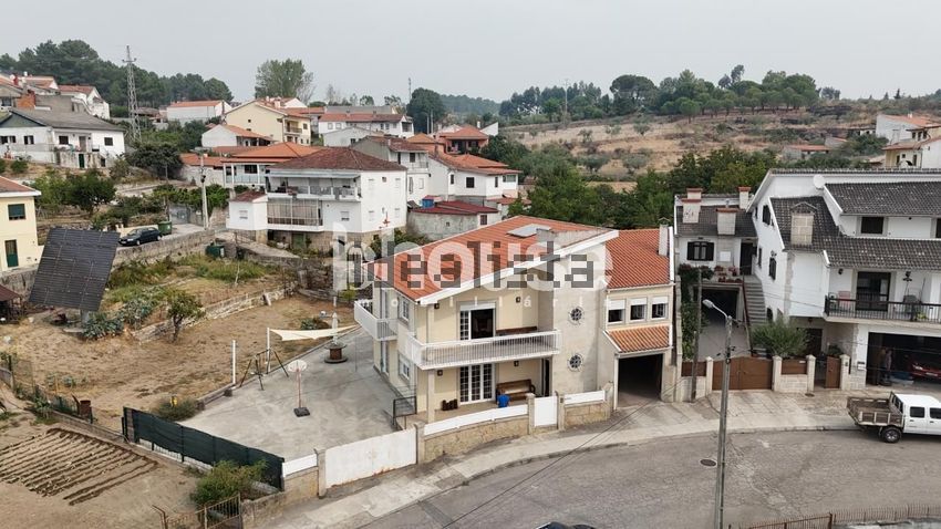Moradia T5 em Valpaços e Sanfins, €295.000