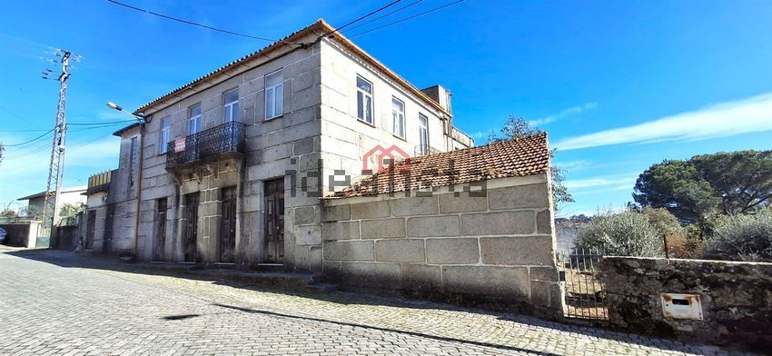 Moradia T5 à venda em Vila Nova de Tazem, Gouveia — foto 2