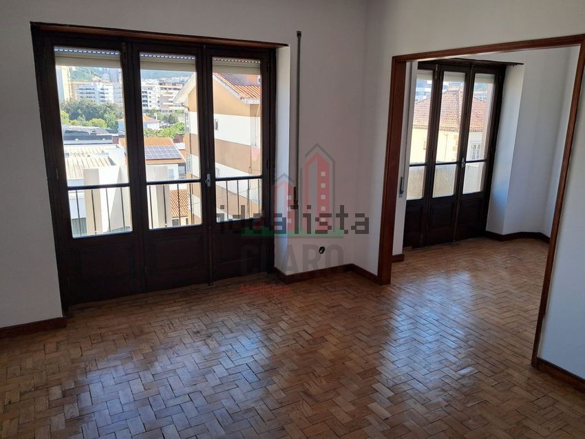 Apartamento T4 à venda em Santo António dos Olivais, Coimbra — foto 18