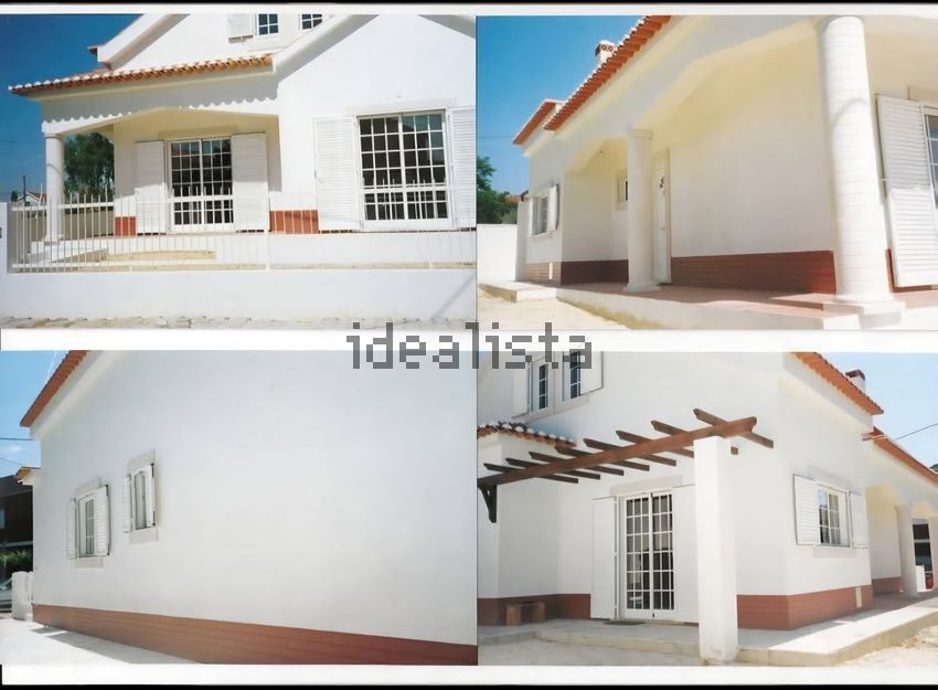 Moradia T5 à venda em Arrentela, €437.000