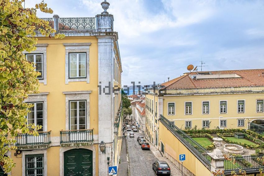 Apartamento T2 à venda em Santa Maria Maior, Lisboa — foto 2