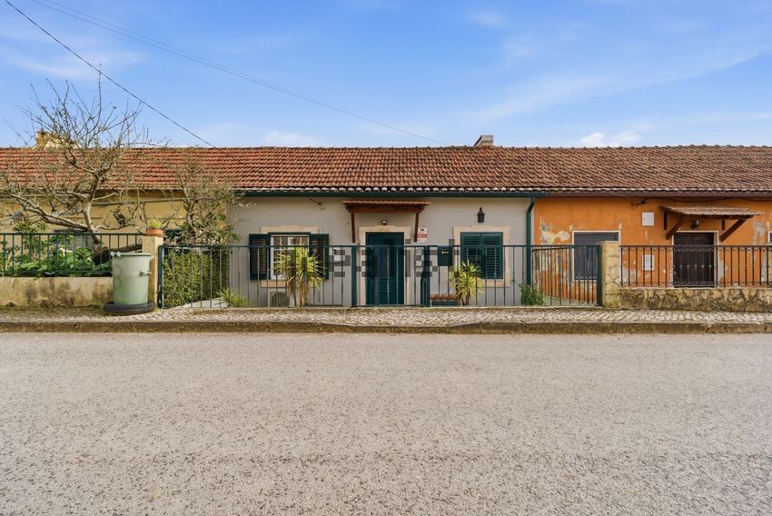 Moradia T2 em Moita dos Ferreiros, €248.000