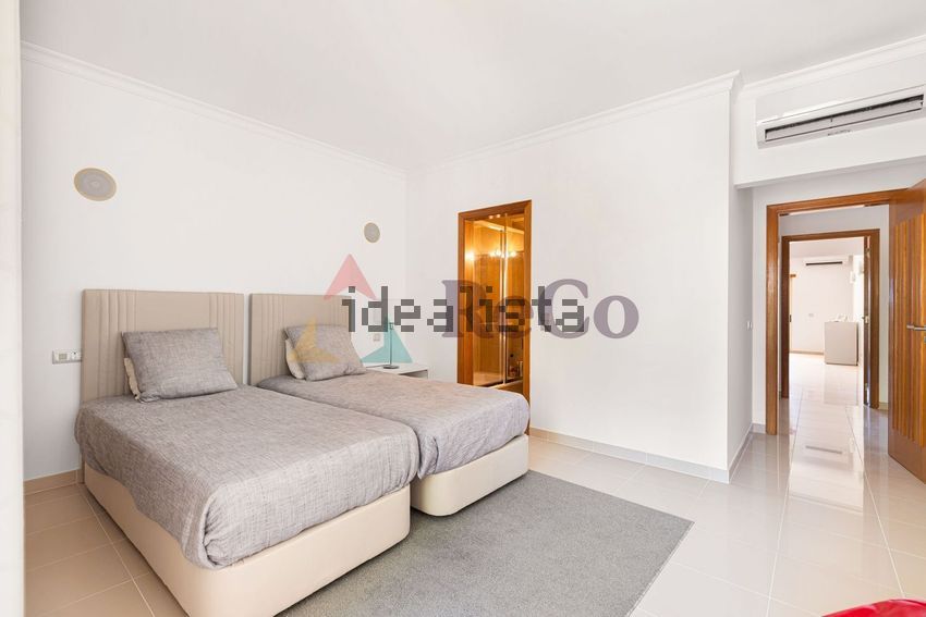 Moradia T4 à venda em Quarteira, Loulé — foto 12