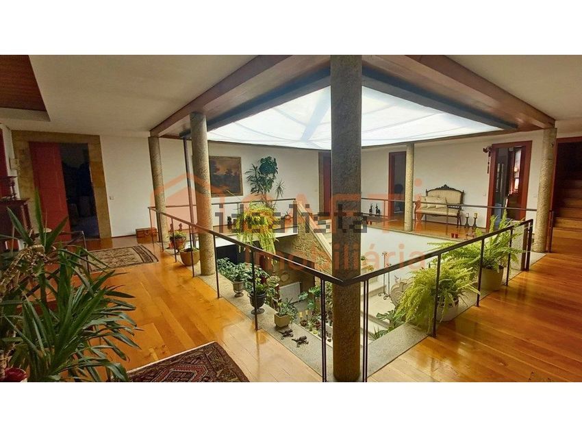Moradia T6+ em Póvoa de Varzim, €1.400.000