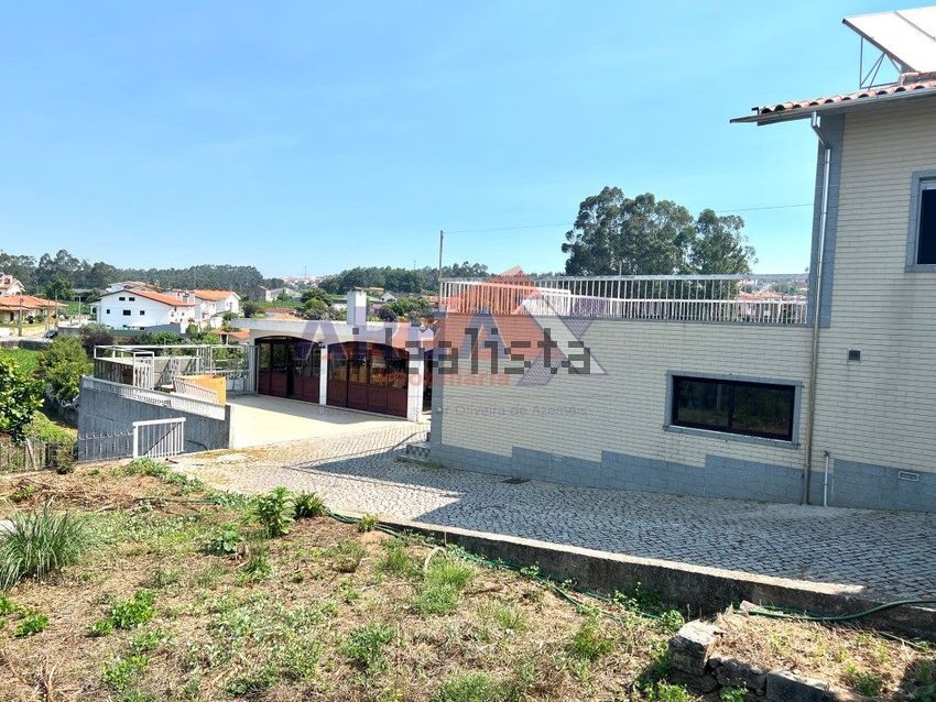 Moradia T2 à venda em Vila de Cucujães, Oliveira de Azeméis — foto 3