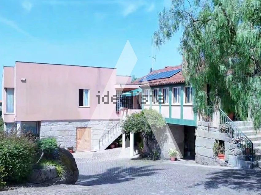 Moradia T5 em Polvoreira, €750.000