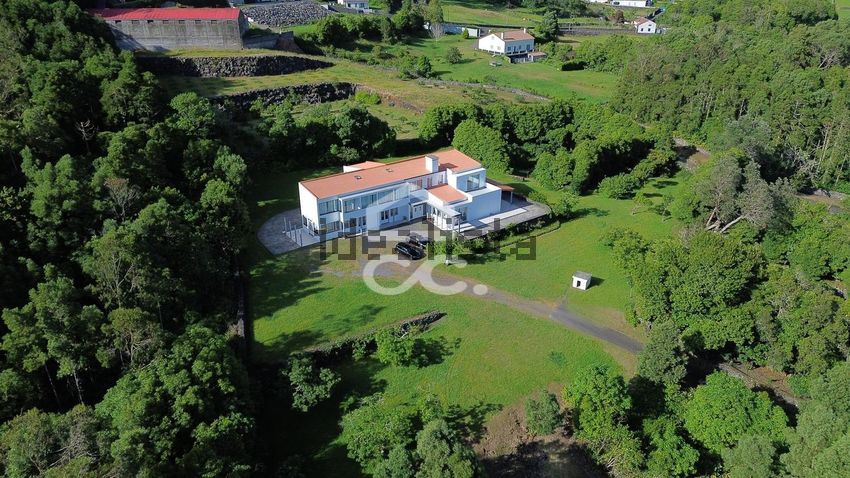 Moradia T6+ à venda em Terra Chã, Angra do Heroísmo — foto 33