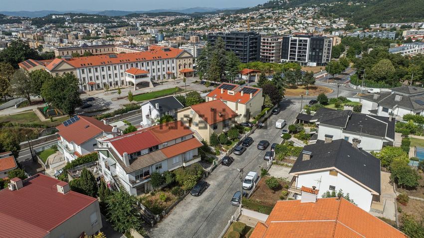 Apartamento T4 à venda em Nogueira, Fraião e Lamaçães, Braga — foto 33