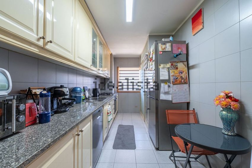 Apartamento T2 à venda em Castêlo da Maia, Maia — foto 8