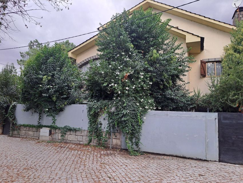 Moradia T4 à venda em Vila Verde da Raia, Chaves — foto 4